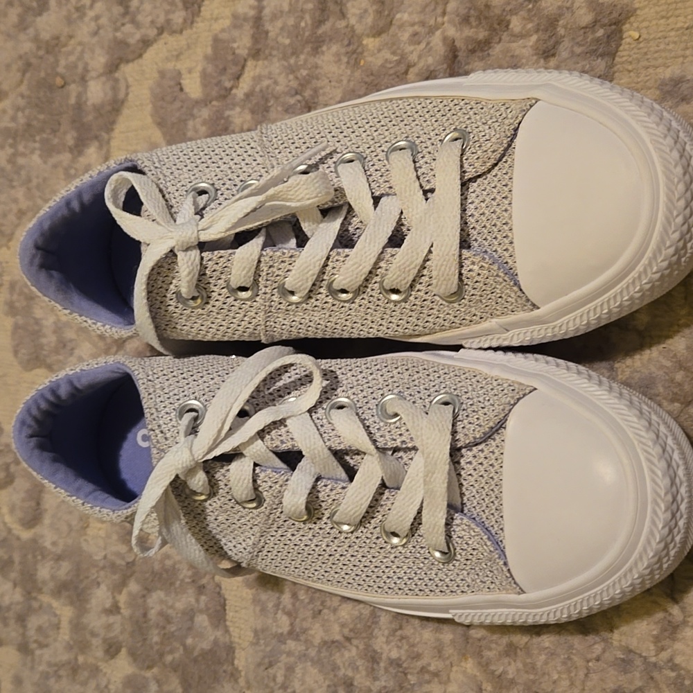 Converse All Star Women's Sneakers Size 7 Low Top Light Gray Grey White Lavender